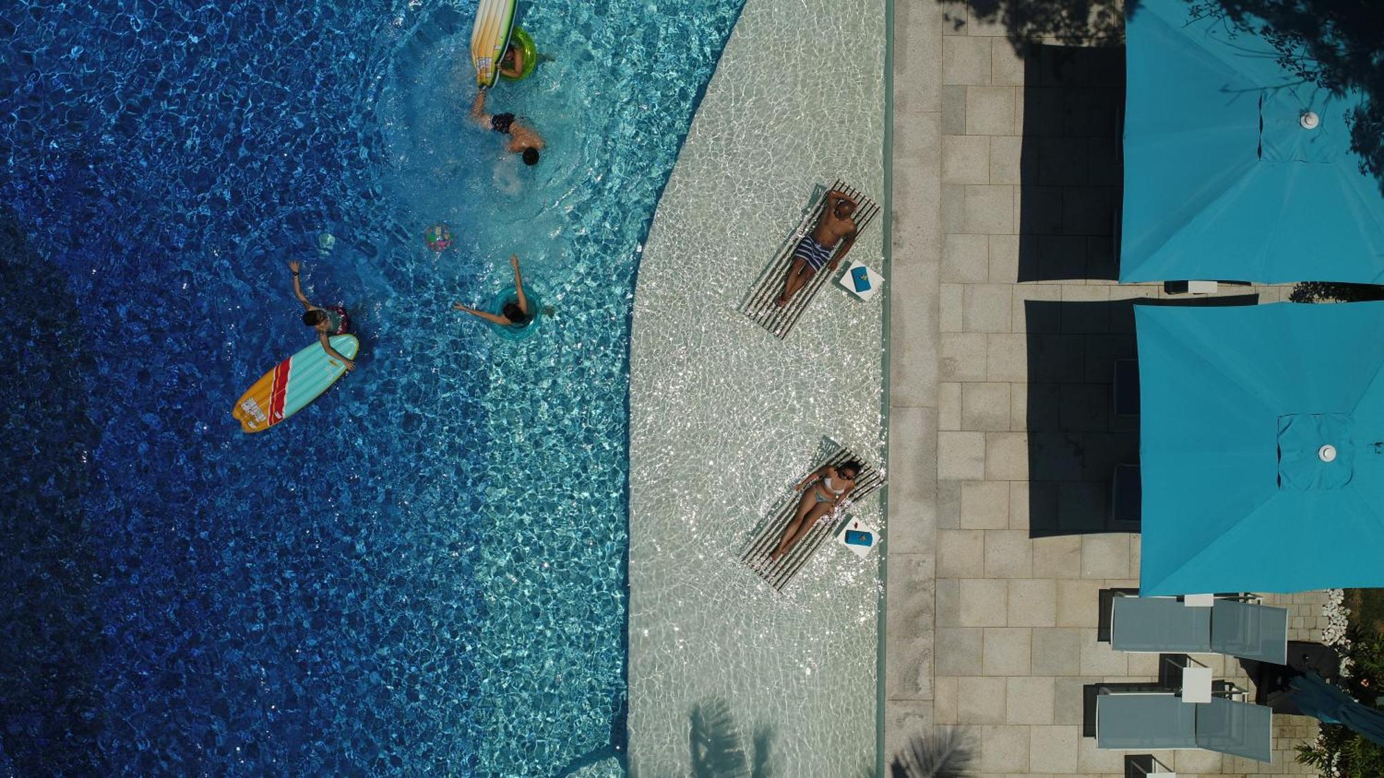 Tambuli Seaside Resort And Spa Đảo Mactan Ngoại thất bức ảnh